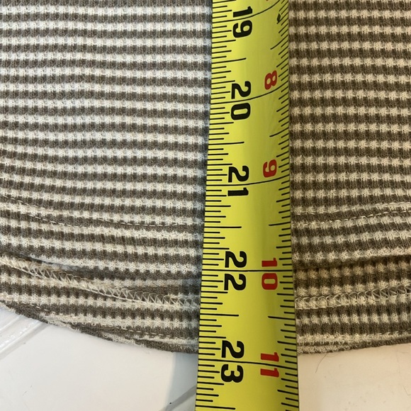 Women's Cascade Gorge Hoodie: size large - Picture 8 of 8